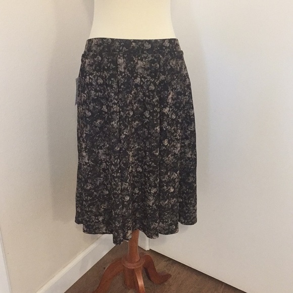 L LuLaRoe Madison Skirt D01 4834 - Picture 2 of 6
